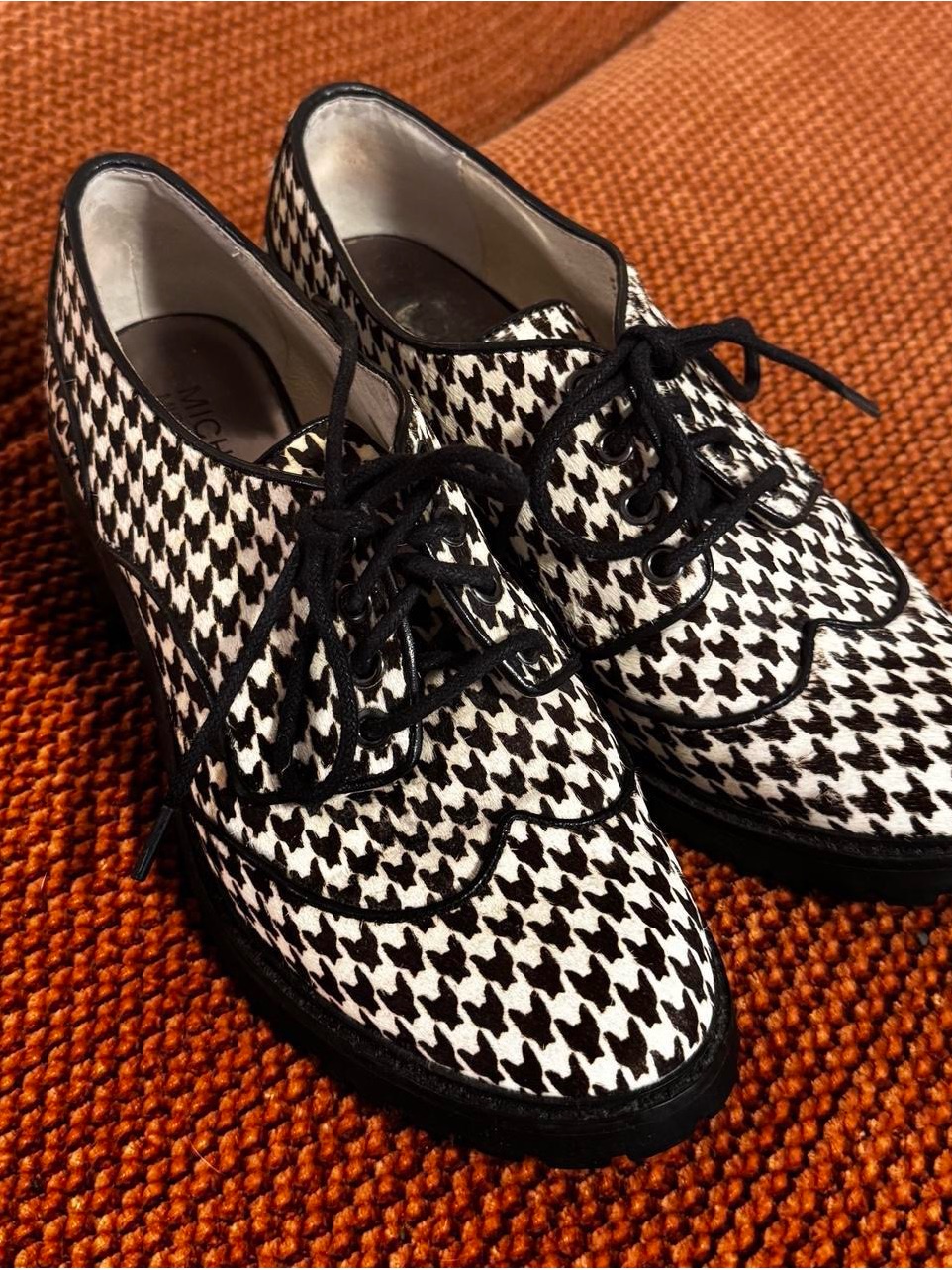 Michael Kors Calf Hair Houndstooth Oxford Heels Size 6.5